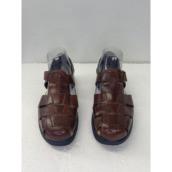 Thom McAn, woman’s size 8 brown sandals, shoe - Picture 2 of 16